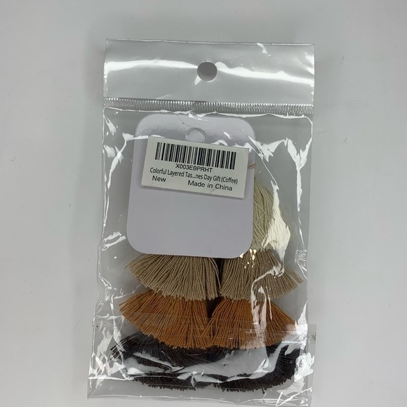 Tassel earrings - Picture 2 of 2